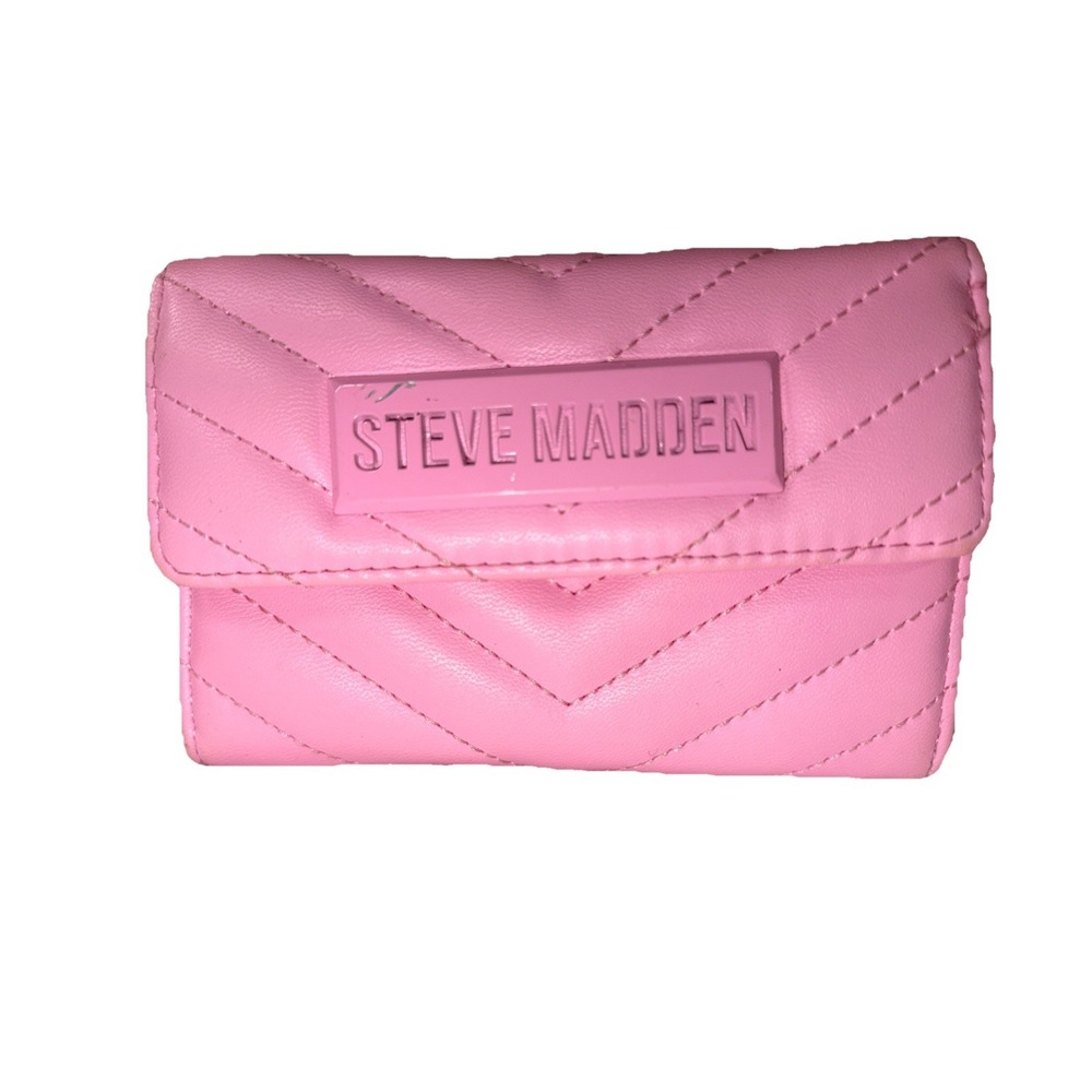 Steve Madden Trifold Pink Quilted Wallet Checkbook Credit Card ID Brenda